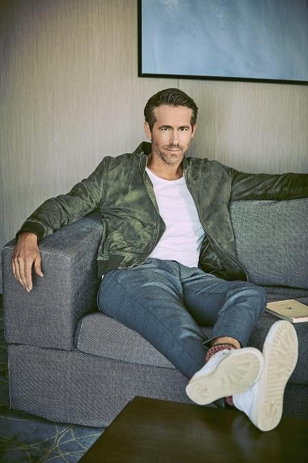 Ryan Reynolds Fashion Style